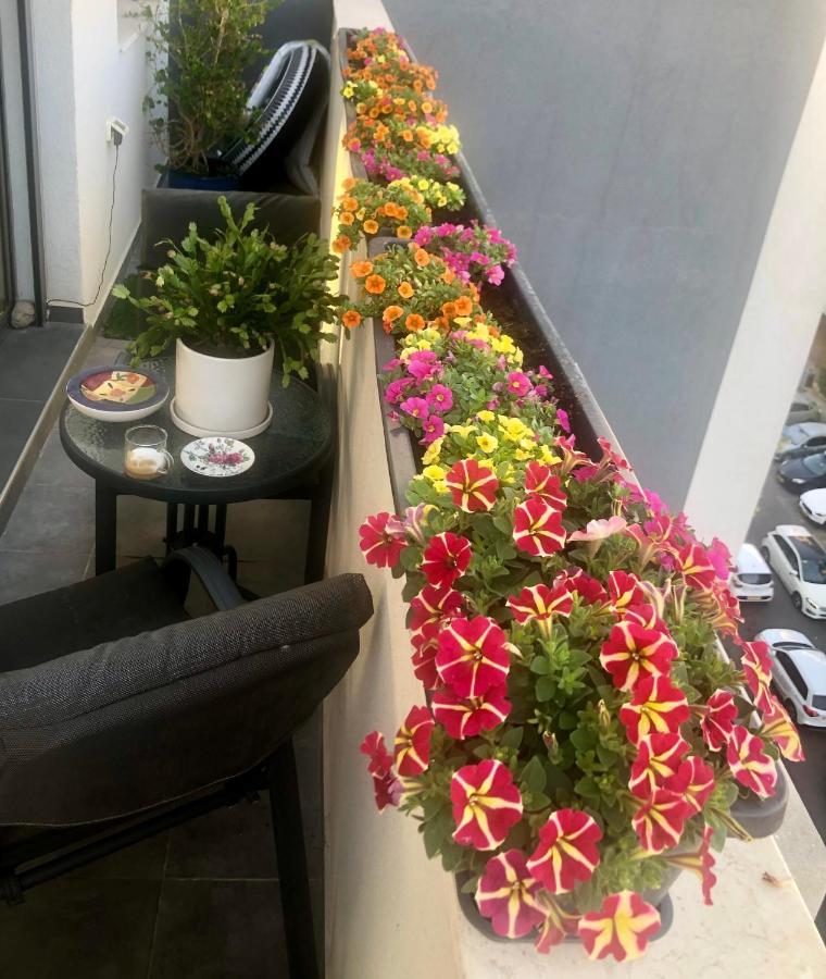 Suite And Room In A Breathtaking New Designed Penthouse In Se Tlv تل أبيب المظهر الخارجي الصورة