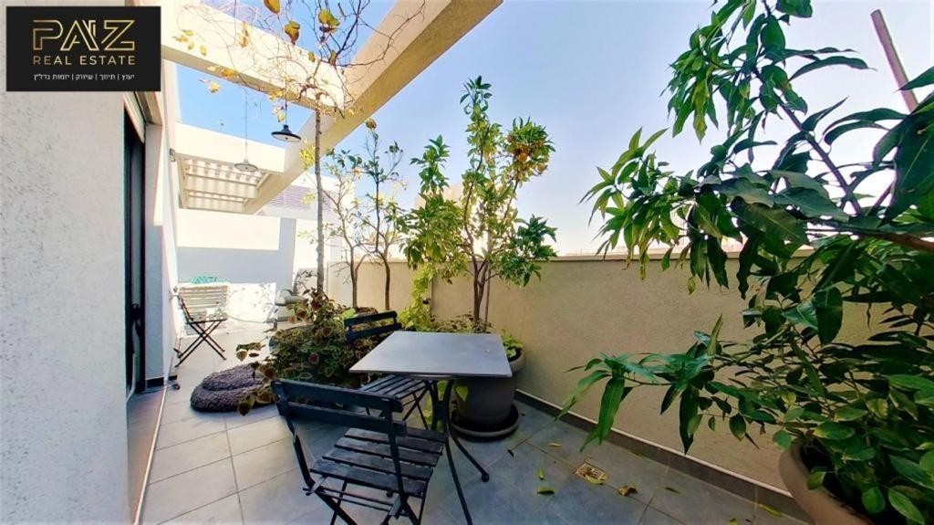 Suite And Room In A Breathtaking New Designed Penthouse In Se Tlv تل أبيب الغرفة الصورة